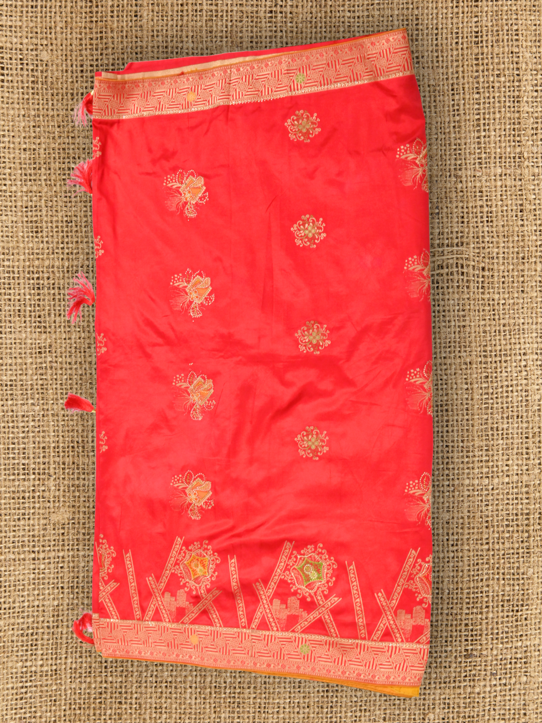 Pure Dola Viscose Saree with Menakari Weaving By Zaridhaga